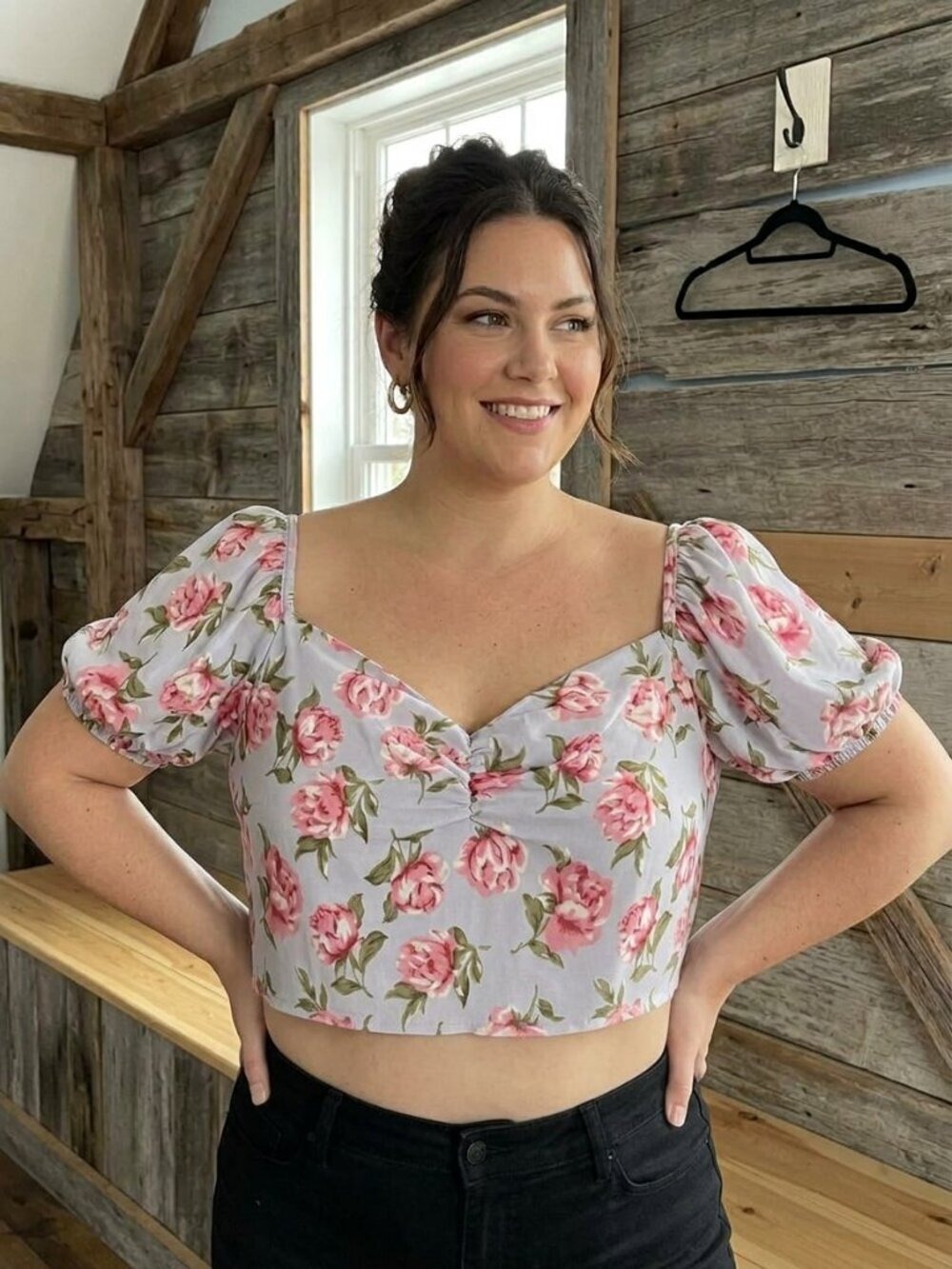 Plus Size 1X, Pale Blue, Floral, Cropped, Sweetheart Neckline, Summer Top